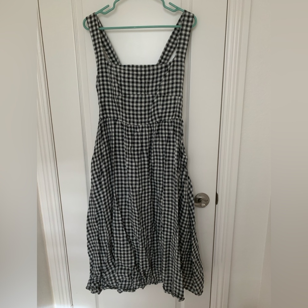 EUC Quince Black & White Gingham Maxi Dress — Smocked Bodice & Adjustable Straps